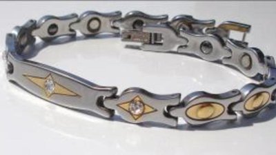 Ювелирные изделия подчеркивают статус человека