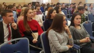 Студентов в Бронницах начали обучать ювелирному делу