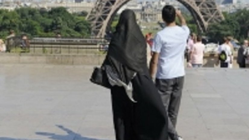 Запрет на ношение паранджи во Франции может отрицательно сказаться на рынке «люкс»