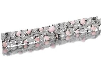 Бриллиантовый браслет испанской королевы продадут на аукционе