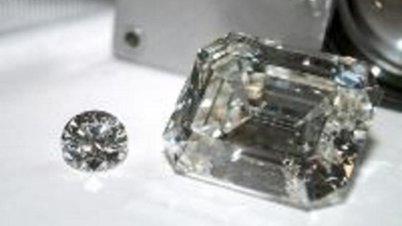 Импорт бриллиантов в Японию в декабре 2012 года оставался стабильным