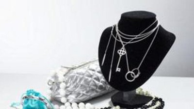 За подарком к 8 Марта – на ювелирную выставку в Новгород!