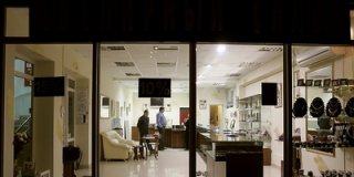 В Адлерском районе Сочи произошло повторное ограбление ювелирного магазина.