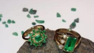 Эксперты института Pantone определили цвет изумруда как самый модный оттенок 2013 года