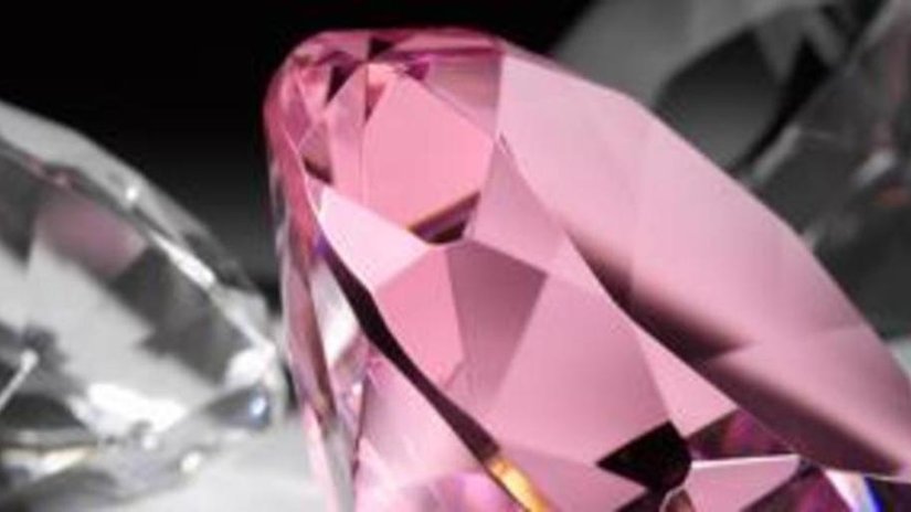 Эпоха розовых алмазов подходит к концу, заявил эксперт
