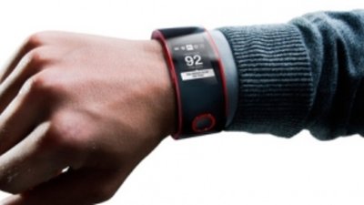 «Умные» часы Nismo специально для водителей Nissan