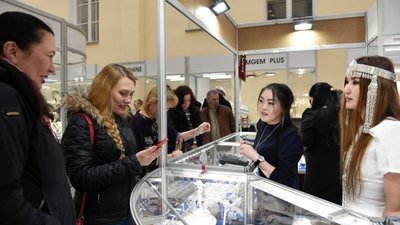 Ювелирная выставка «Сокровища Петербурга»