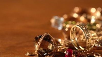 Заломили пробы: Скупщиков драгоценных металлов заставят получить лицензию