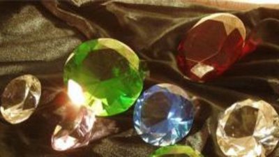 На вокзале поймали торговца изумрудами