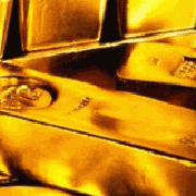 Золото подорожало, несмотря на снижение цен на нефть