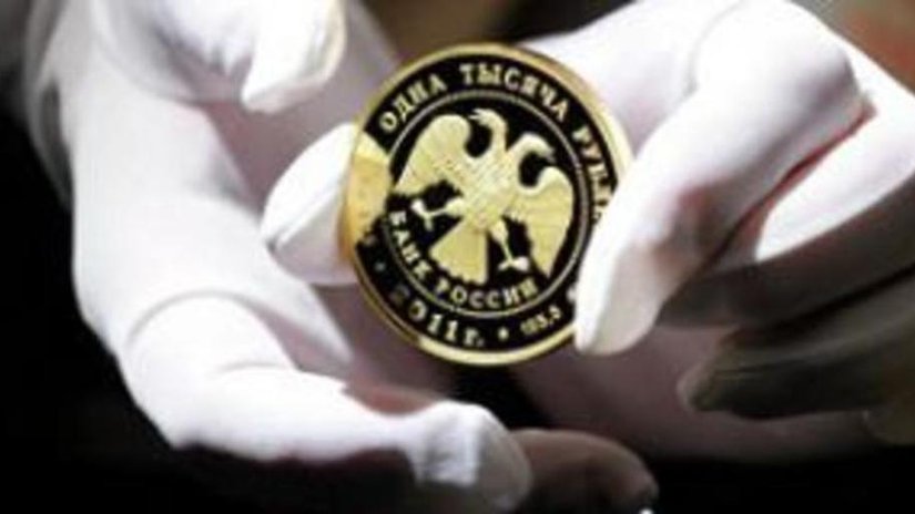 Петербургский филиал банка "ВТБ24" продал к началу мая более 1500 монет из драгоценных металлов