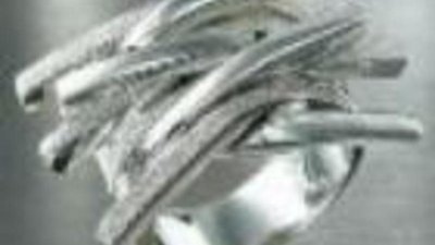 Из ломбарда вынесли все ювелирные украшения