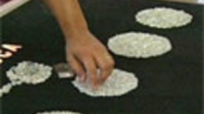 Директора "Олимпия Амрос" обвиняют в контрабанде бриллиантов