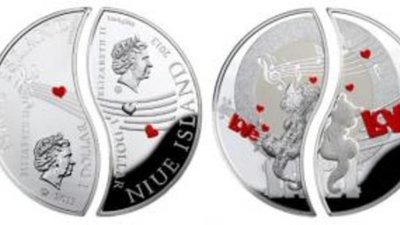 Две половинки - набор монет «Влюбленные»