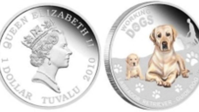 Монета «Лабрадор-ретривер» из серии «Служебные собаки»