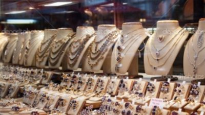 Денис Потапов: С рынков милости не жди