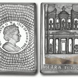 «Чудо света» - город Петра – на новой серебряной монете