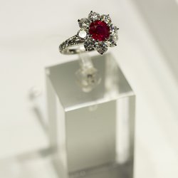 В Санкт-Петербурге прошла пресс-конференция посвященная рынку цветных камней