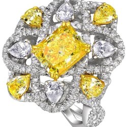 Желтые бриллианты Larry Jewelry