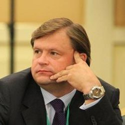 Россиянин Максим Шкадов избран президентом IDMA