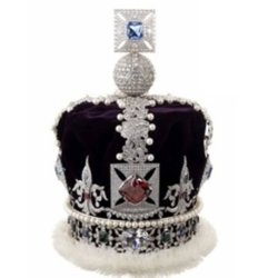 На аукцион выставлена копия короны королевы Елизаветы II