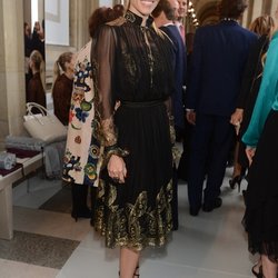 Хилари Суонк посетила званый ужин в Лувре в украшениях de Griosogono