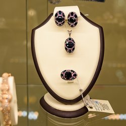 Ювелирная выставка-продажа «Сокровища Петербурга» в особняке Демидова с 3 по 6 августа