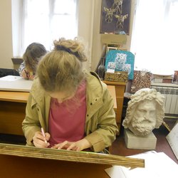 Студенты-ювелиры одержали уверенную победу на межрегиональной олимпиаде