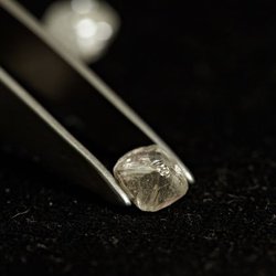 Якутские алмазы будут продавать в Гонконге