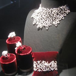 Была ли ярмарка ювелирных изделий в Гонконге успешной?