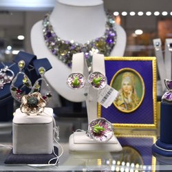 Выставка-продажа «Ювелирные ряды».