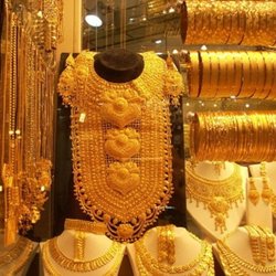 Индия планирует приостановить импорт золотых ювелирных изделий из Таиланда