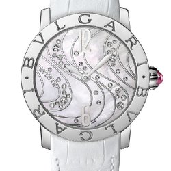 Новые женские часы от BVLGARI