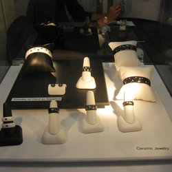 Была ли ярмарка ювелирных изделий в Гонконге успешной?