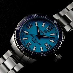 Deep Blue представляет свою новинку Swiss Alpha Marine 500 Tritium
