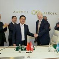 Chow Tai Fook и АЛРОСА подписали соглашение о поставках алмазного сырья