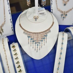 Ювелирная выставка «Сокровища Петербурга»