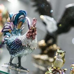 Уникальные драгоценности из серебра и золота, якутские бриллианты: около 100 ювелирных компаний и мастеров со всей страны соберутся на выставке «Эксклюзив»
