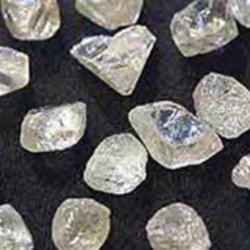 Международная консалтинговая компания по алмазам WWW будет консультировать российскую фирму Архангельскгеолдобыча.