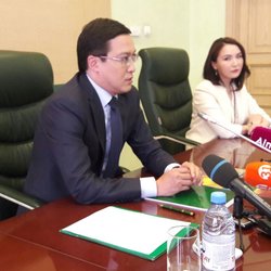 В Казахстане будут продавать золото в слитках без НДС