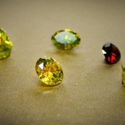 Бриллианты от  "DIAMOND PHOENIX Company "