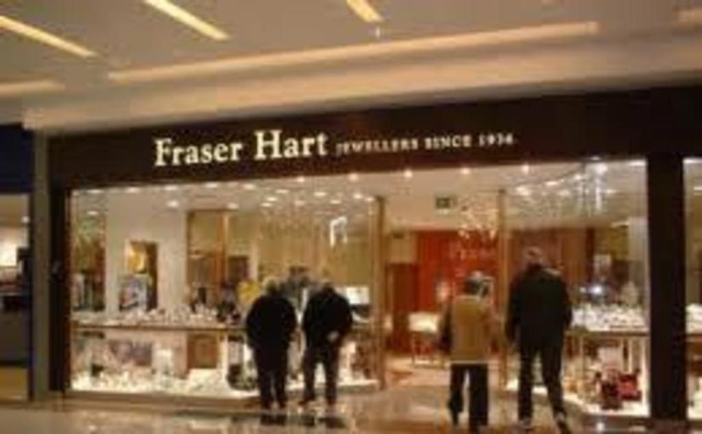 Royal Asscher расширяет свою сеть в Великобритании, сотрудничая с Fraser Hart