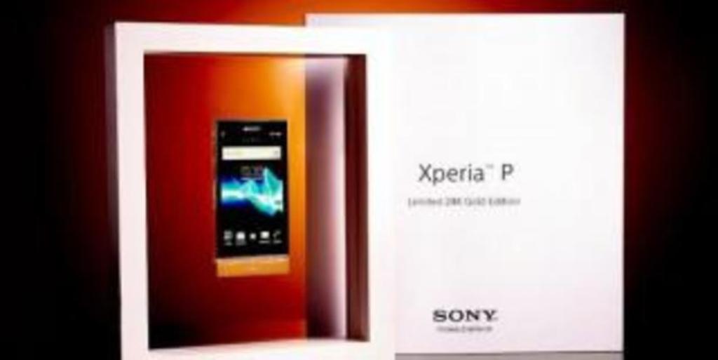 Sony подготовила золотую версию смартфона Xperia P