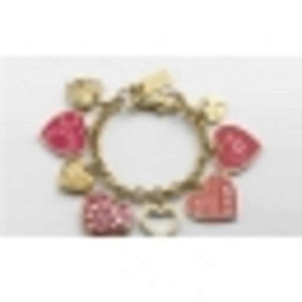 Браслет от Coach: Multi Heart Charm Bracelet