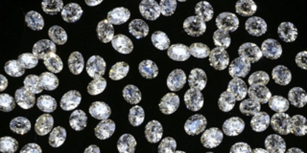 De Beers объявила о продаже алмазного рудника Финш