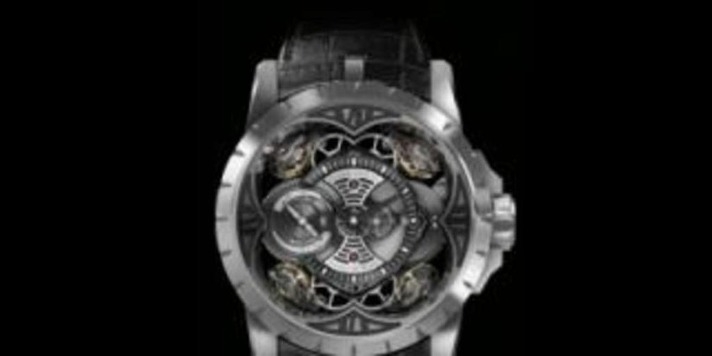 Часы Roger Dubuis, Excalibur Quatour в корпусе из кремния