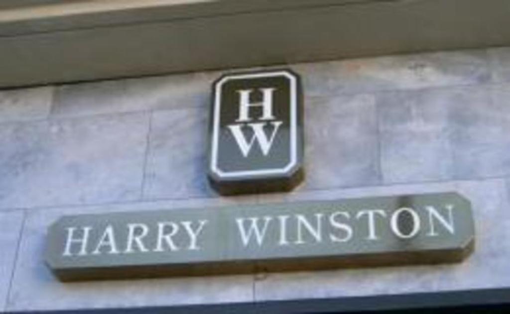 Акции Harry Winston выросли