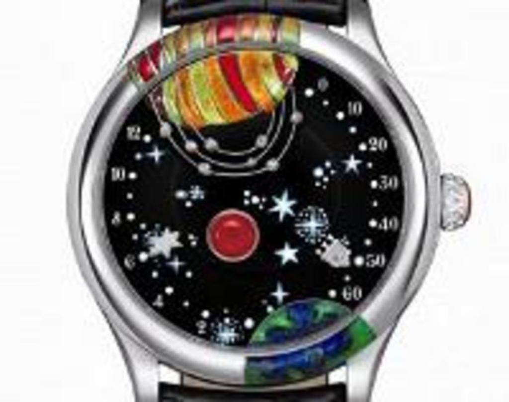 Часы From the Earth to the Moon от Van Cleef & Arpels