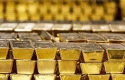 В августе на Московской бирже инвесторы купили рекордный объем золота