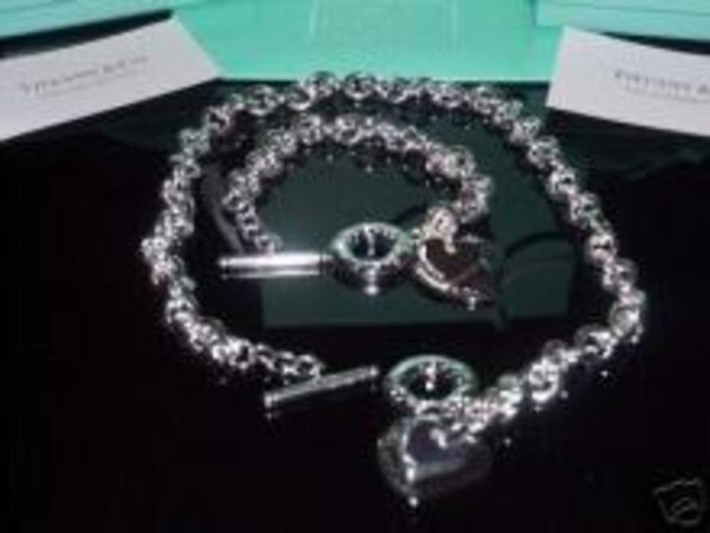 Экономический кризис коснулся Tiffany